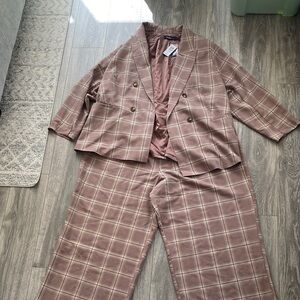 Torrid - NWT! Plaid Double Breasted Blazer & Trouser Set - Size 5X / 28